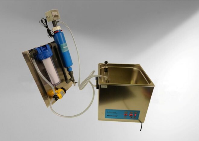 Filtration et déminéralisation sur cuve de laboratoire